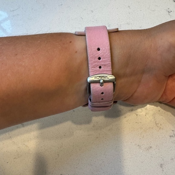 Vintage Fossil JR8295 Big Tic Watch Women Pink leather Band 32mm - Picture 8 of 8